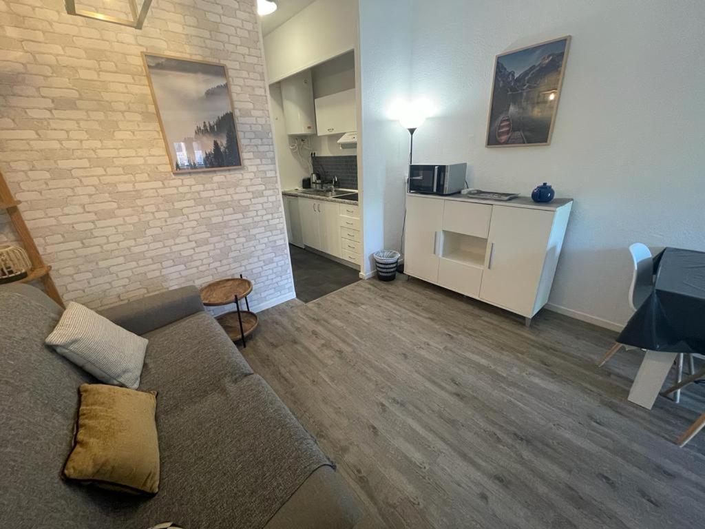 Apartament Immodelpas Tres Estrelles *